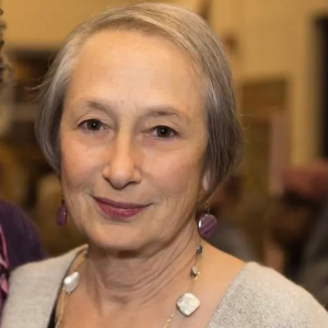 Mimi Bloch
